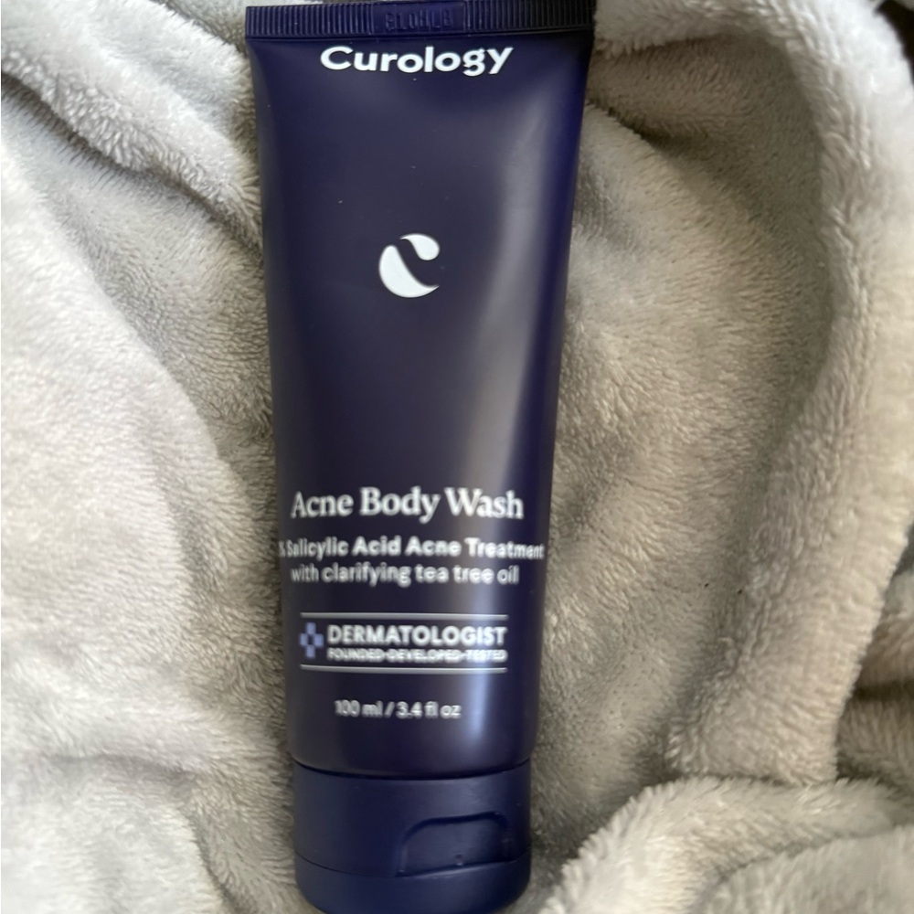 Curology Acne Body Wash - Blue